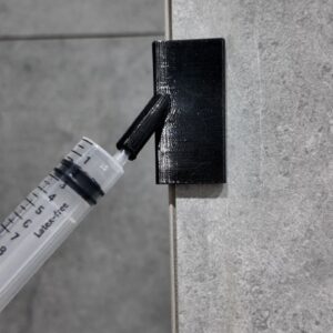 Уголок для формирования шва у плитки универсальный